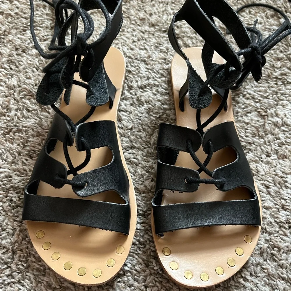 Qupid Black Leather Lace-Up Gladiator Sandals Size 6 - Picture 8 of 11